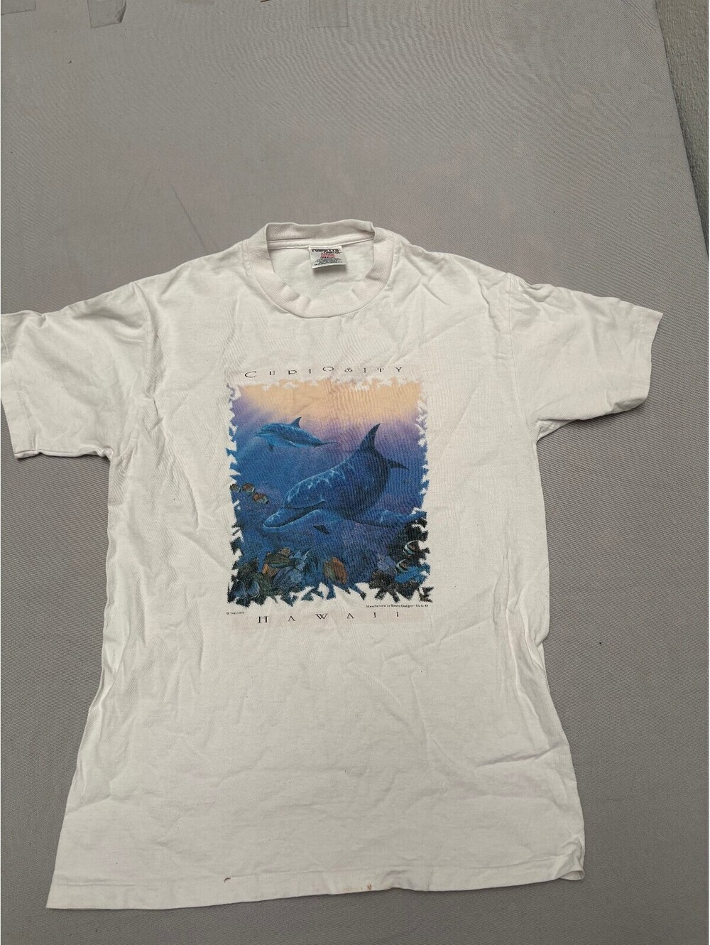 Vintage Dolphin Curiosity T-shirt Art by Theodore - M